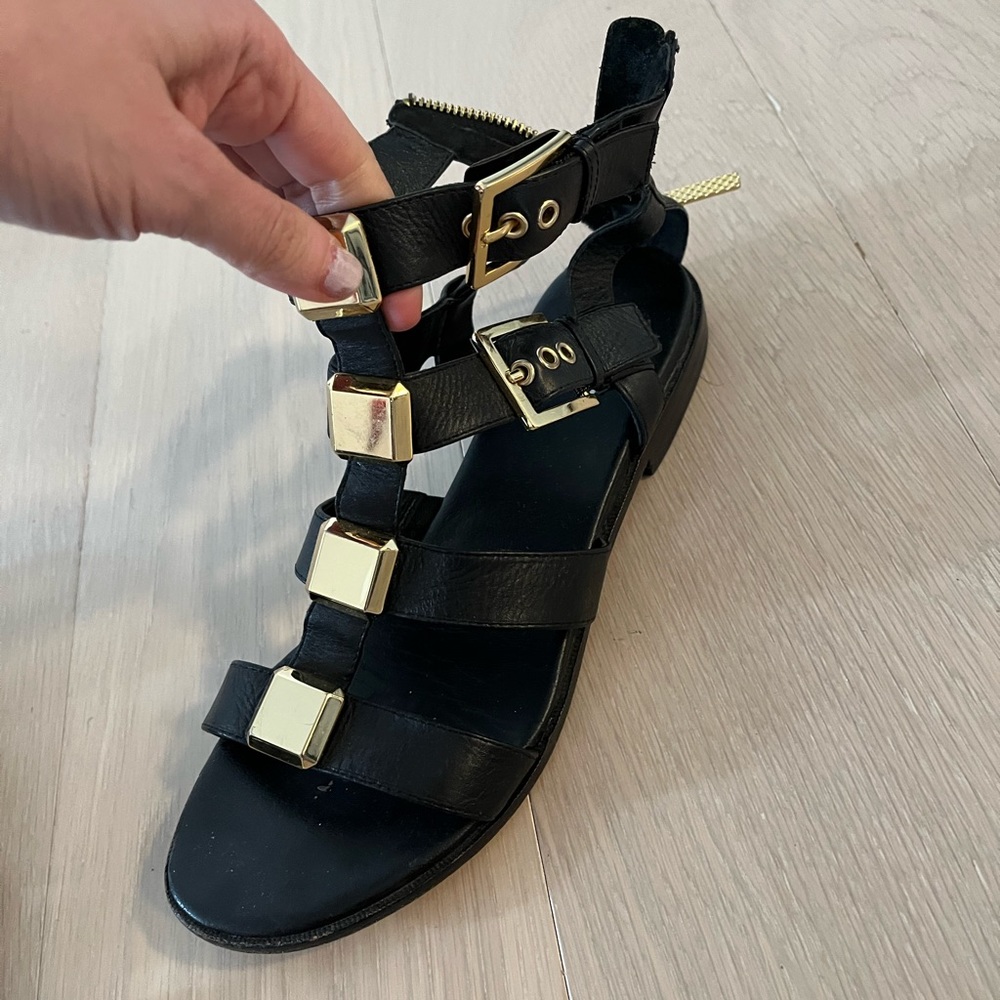 Donald Pliner gladiator sandal